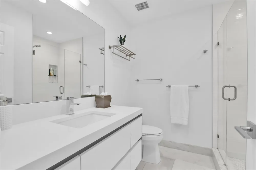 1035 Boca Cove Lane Highland Beach, FL 33487