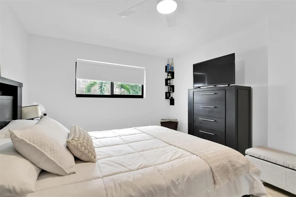 1035 Boca Cove Lane Highland Beach, FL 33487