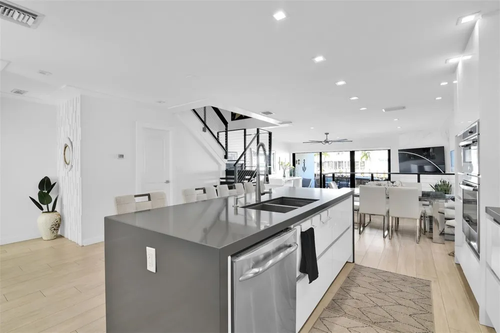 1035 Boca Cove Lane Highland Beach, FL 33487