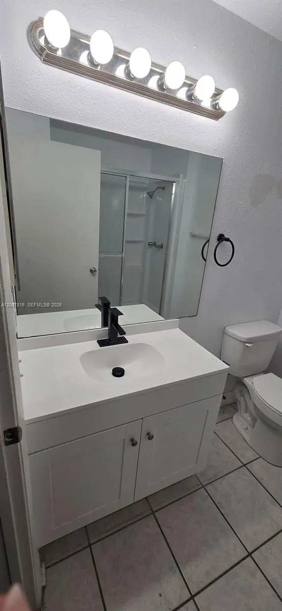 2091 NW 96th Ter #13M Pembroke Pines, FL 33024