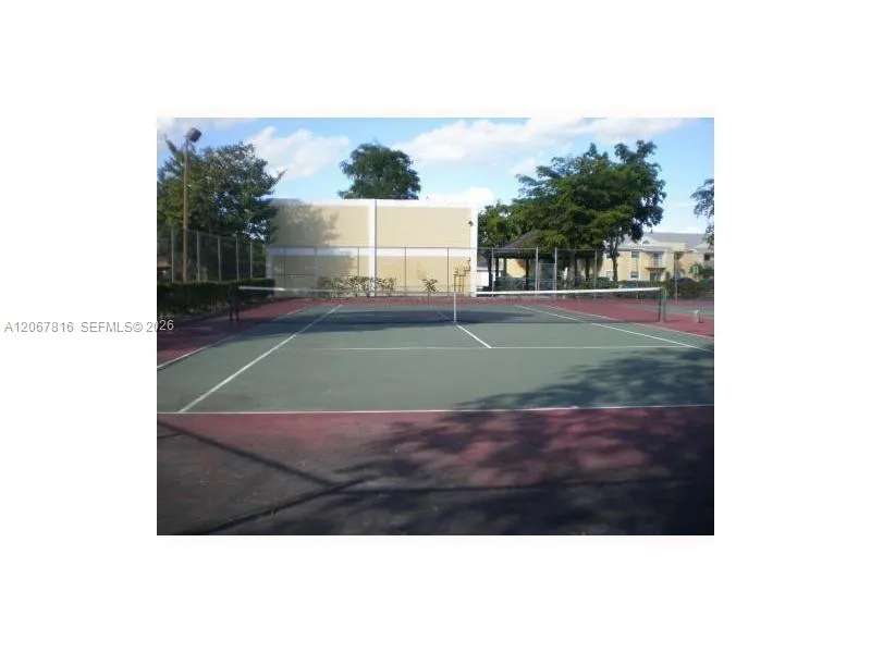 2091 NW 96th Ter #13M Pembroke Pines, FL 33024