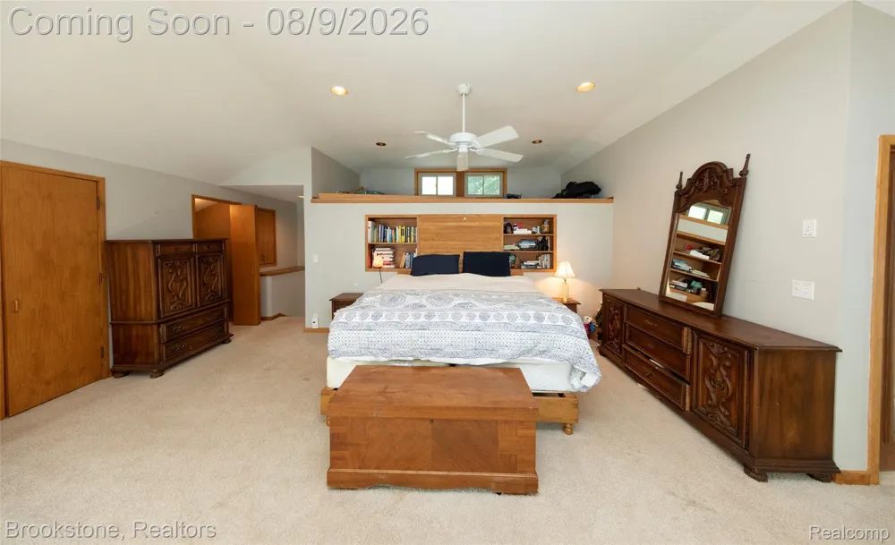 3235 McCORMICK Drive Waterford Charter Township, MI 48328