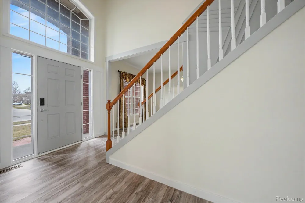 49184 Gracechurch Road Macomb Township, MI 48044