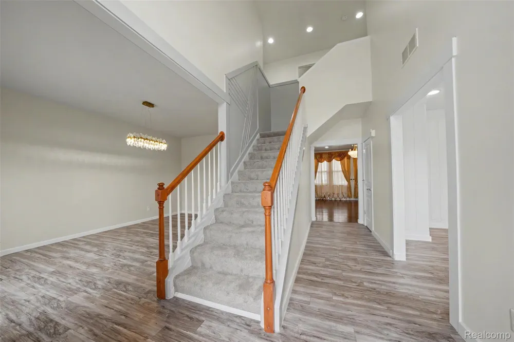 49184 Gracechurch Road Macomb Township, MI 48044