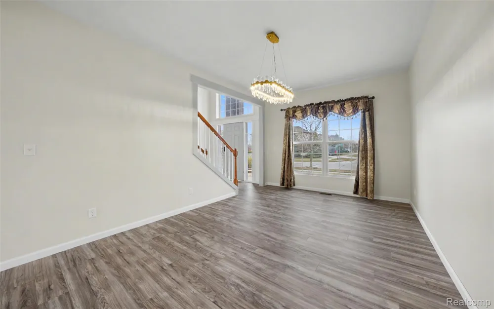49184 Gracechurch Road Macomb Township, MI 48044
