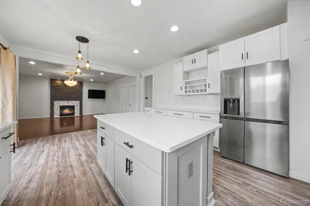 49184 Gracechurch Road Macomb Township, MI 48044