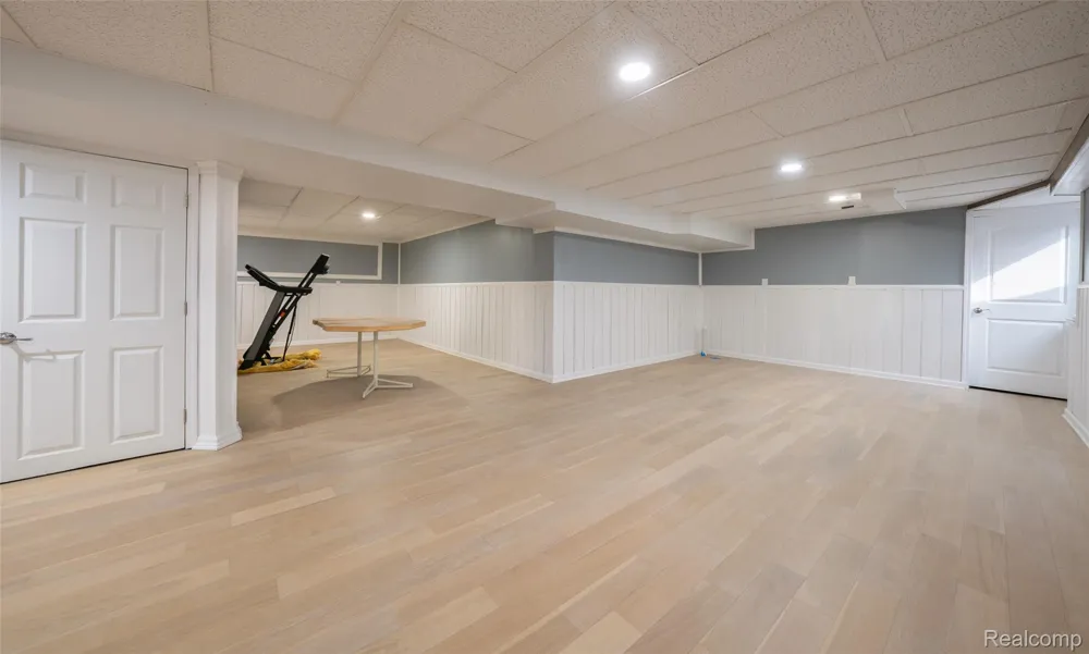 49184 Gracechurch Road Macomb Township, MI 48044