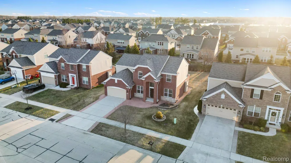 49184 Gracechurch Road Macomb Township, MI 48044