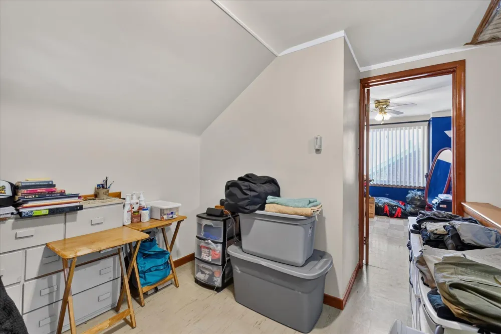 15640 Stricker Avenue Eastpointe City, MI 48021