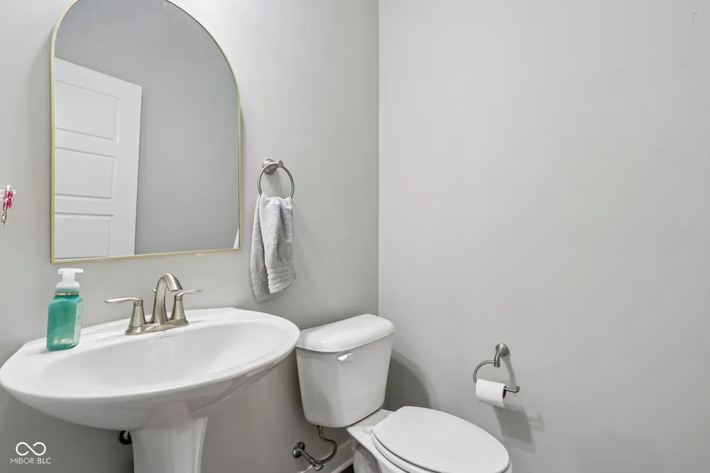 6808 Collisi Place Brownsburg, IN 46112