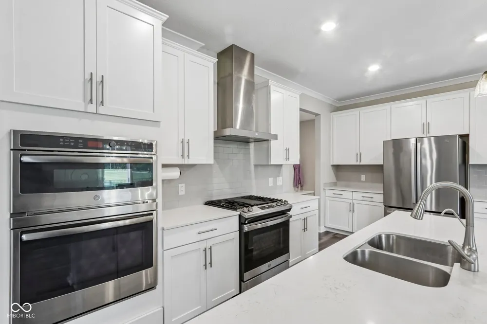 6808 Collisi Place Brownsburg, IN 46112