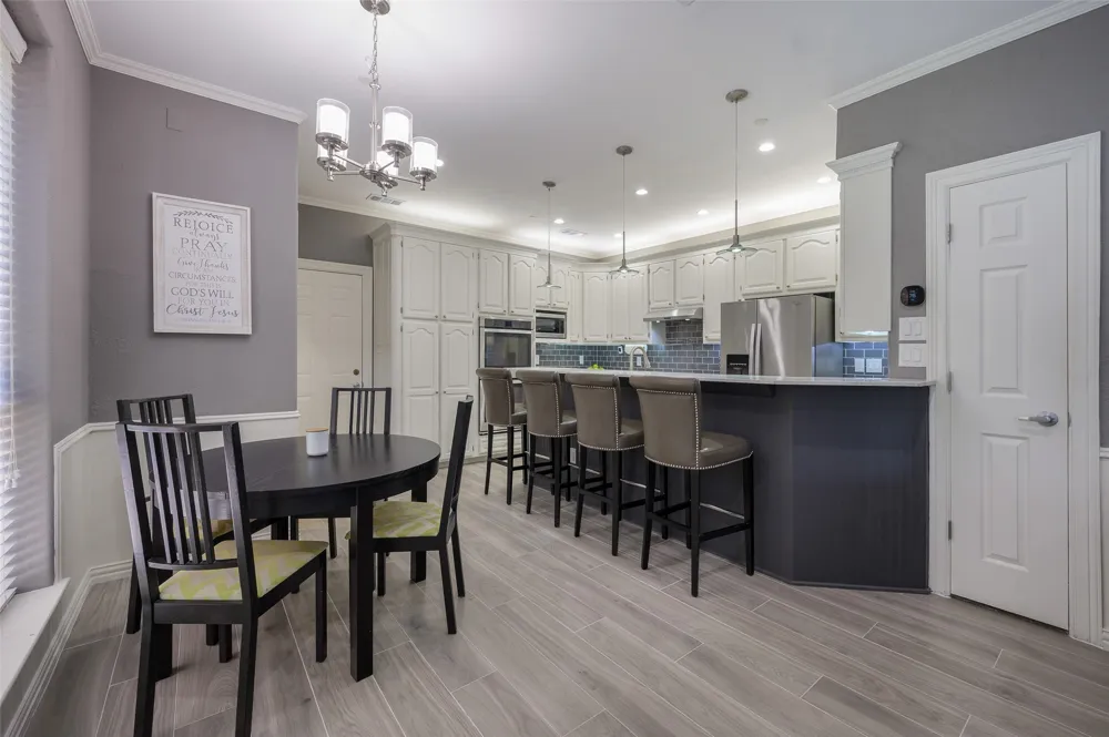 17060 Upper Bay Road Addison, TX 75001