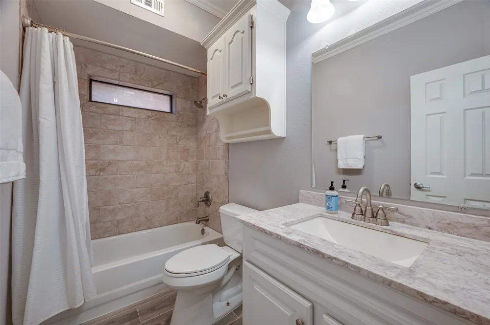 17060 Upper Bay Road Addison, TX 75001