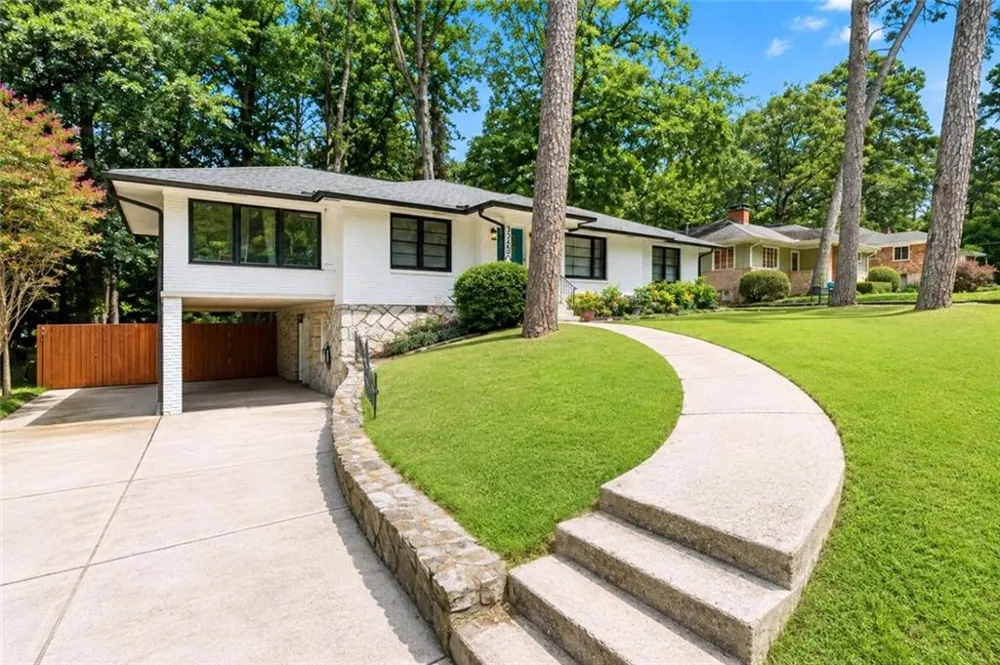 3250 Wynn Drive Avondale Estates, GA 30002