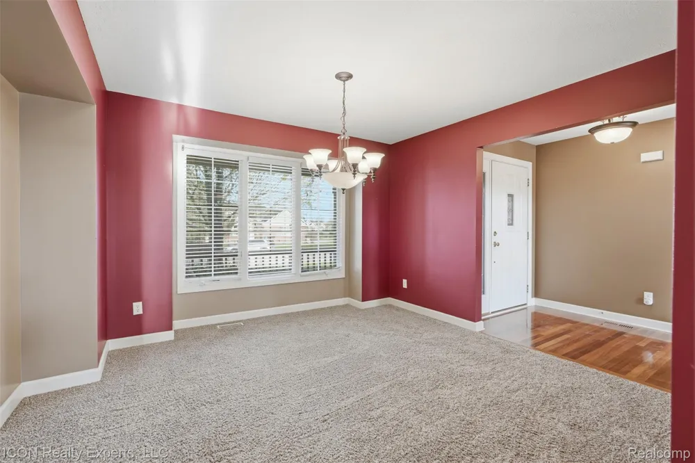 9211 Meadow Ridge Grand Blanc Charter Township, MI 48439