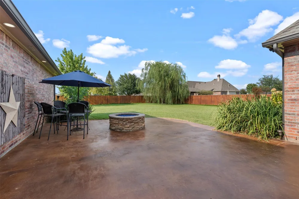 107 Colonel Burt Drive Benton, LA 71006