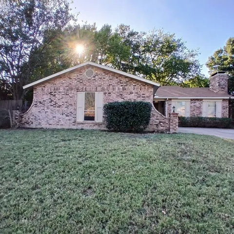 3201 Willow Bend