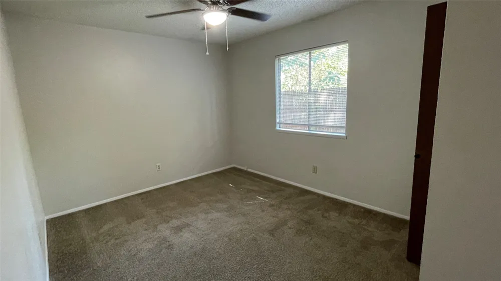 3201 Willow Bend Bedford, TX 76021