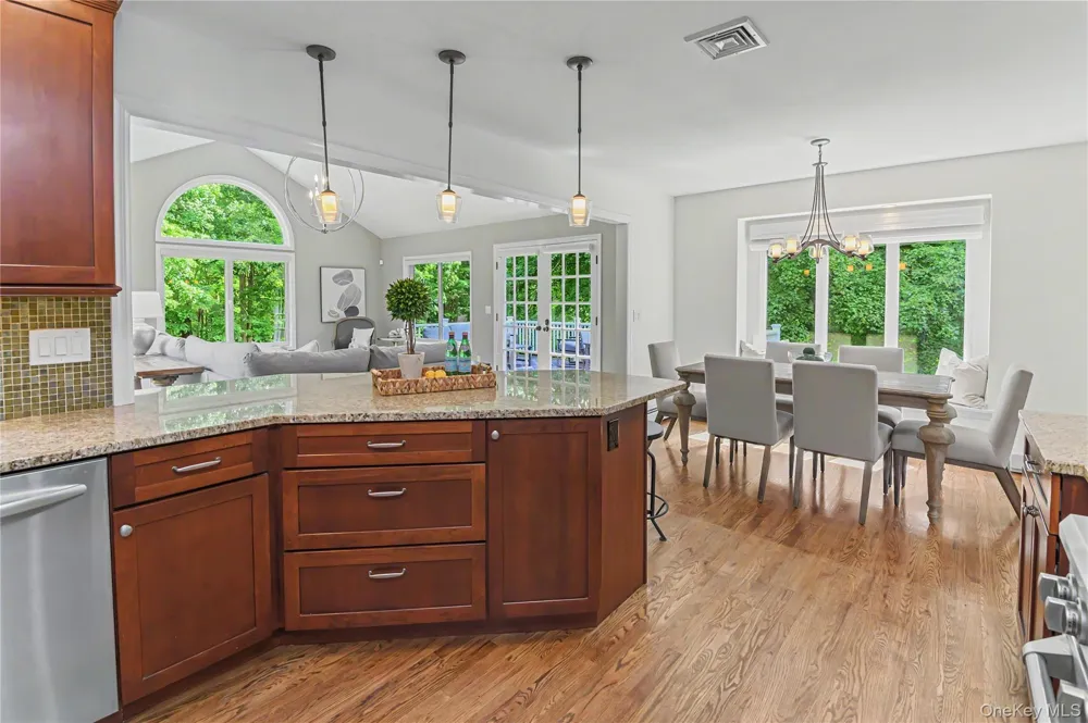 139 Smith Ridge Road South Salem, NY 10590