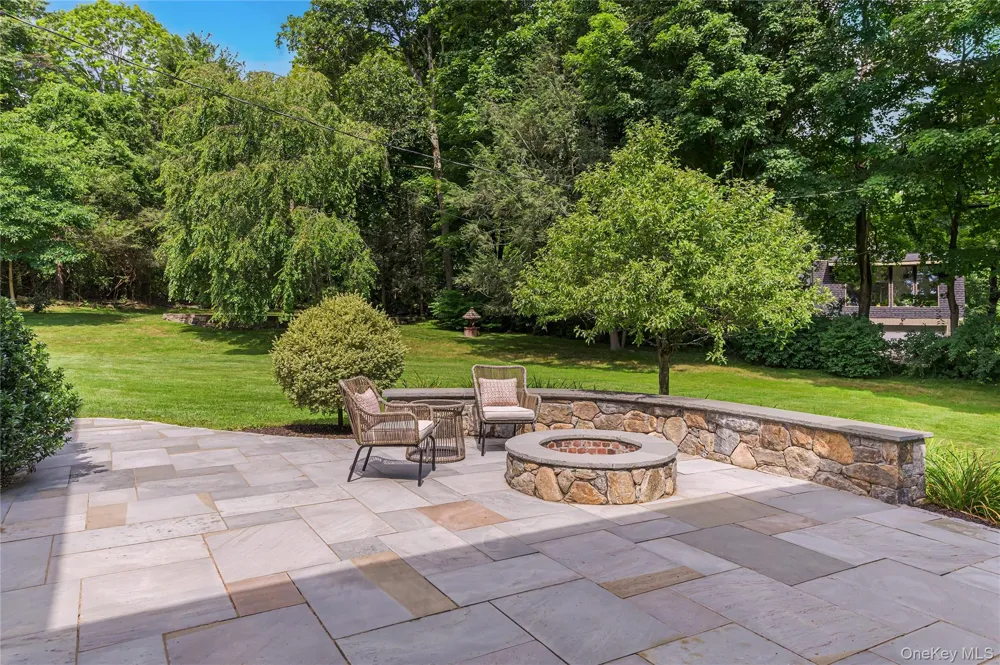 139 Smith Ridge Road South Salem, NY 10590