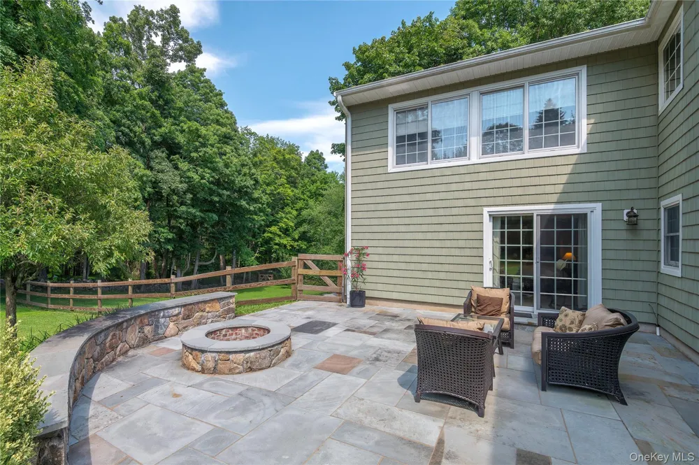139 Smith Ridge Road South Salem, NY 10590