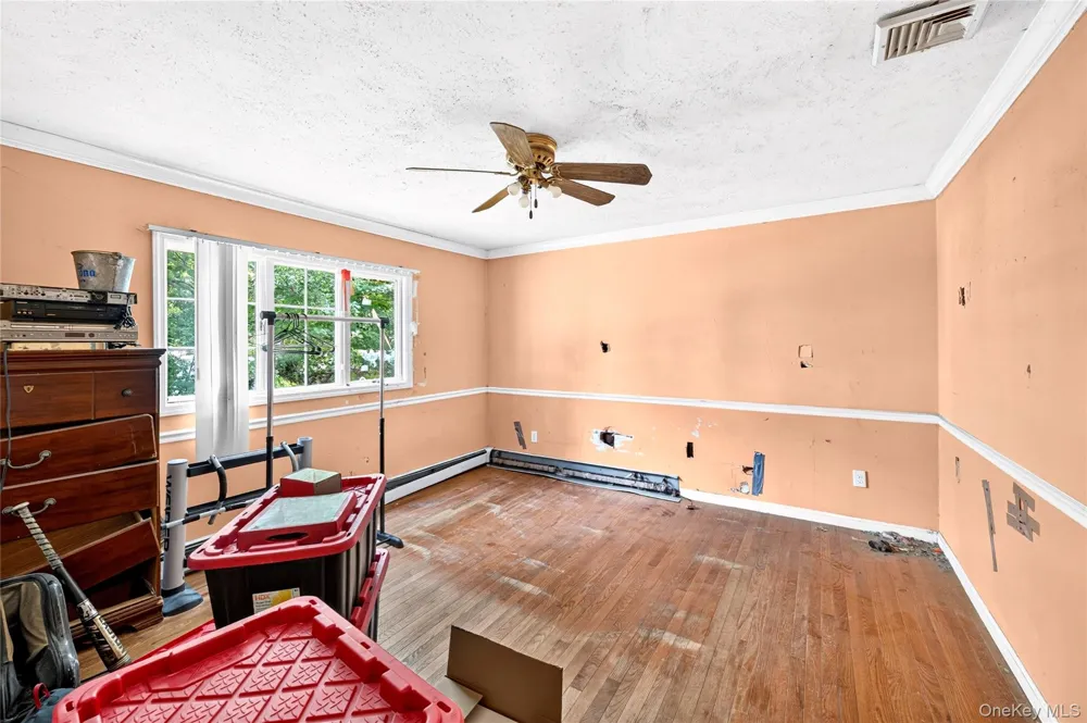 2109 Orinoco Drive West Islip, NY 11795