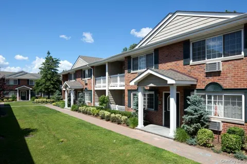 393 Great East Neck Road #393D