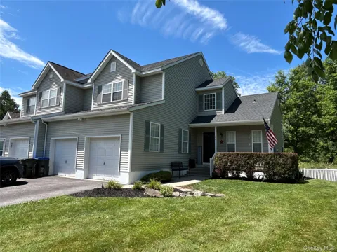 24 Waterford Circle