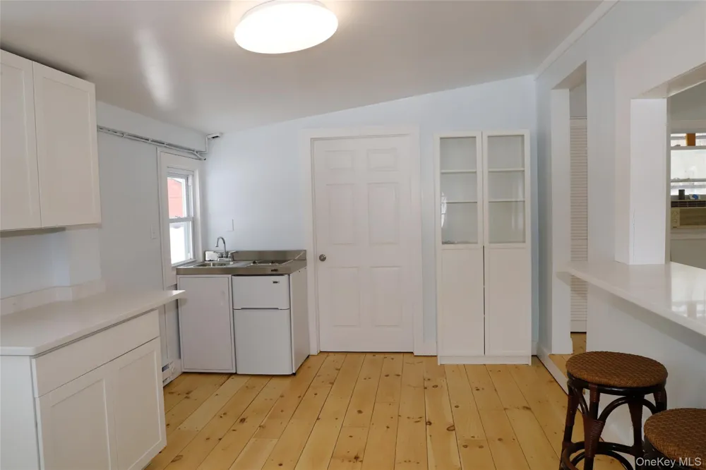 7217 Albany Post Road Red Hook, NY 12572