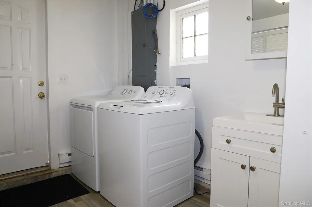 7217 Albany Post Road Red Hook, NY 12572
