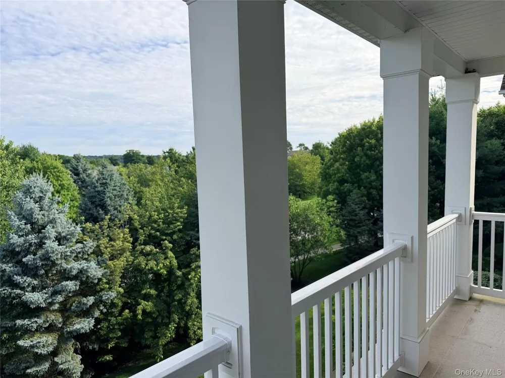 416 Saratoga Lane Fishkill, NY 12524
