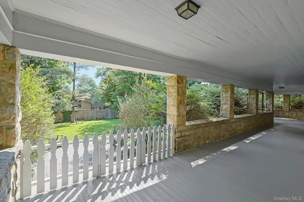 215 Soundview Avenue White Plains, NY 10606