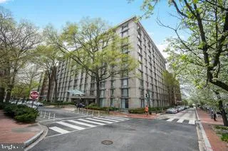 950 25TH NW #814N Washington, DC 20037