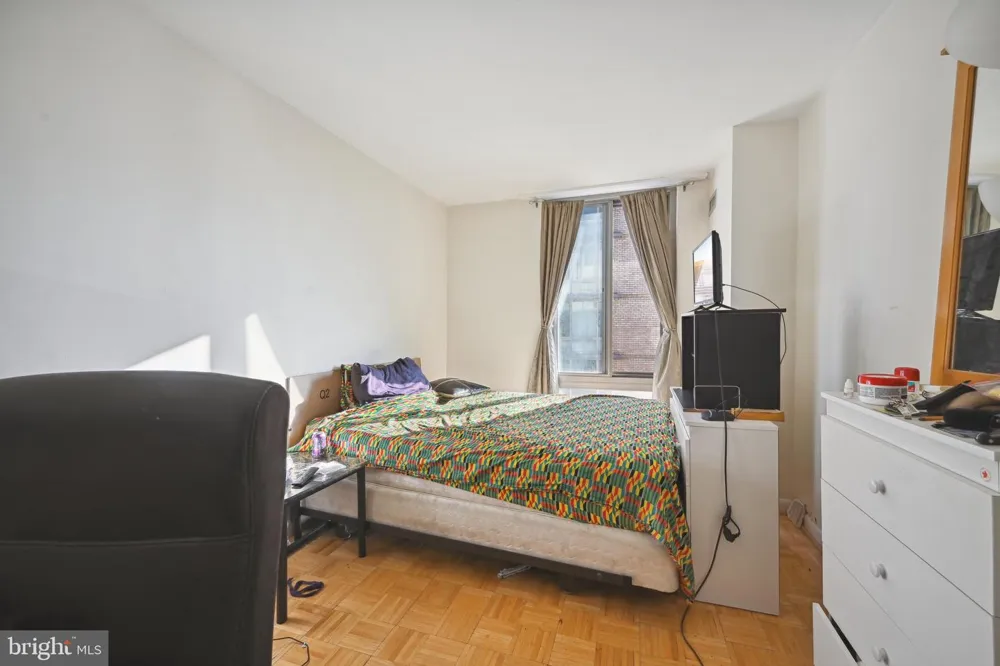 950 25TH NW #814N Washington, DC 20037