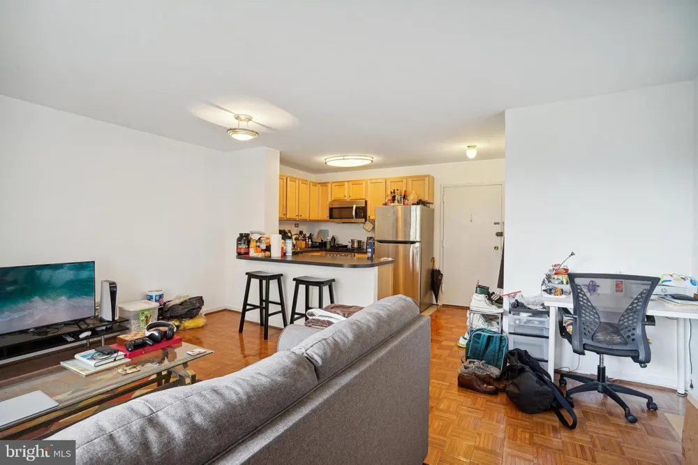 950 25TH NW #814N Washington, DC 20037
