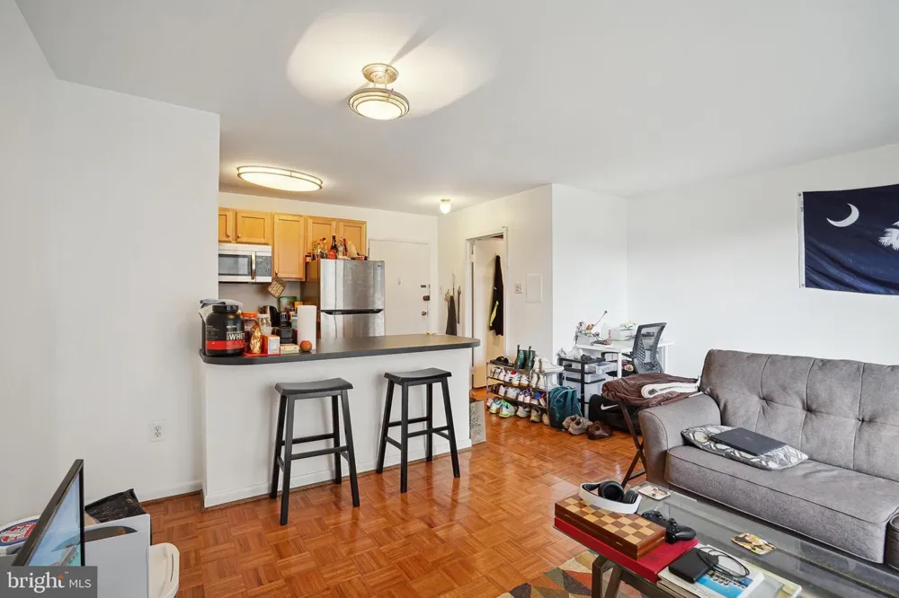 950 25TH NW #814N Washington, DC 20037