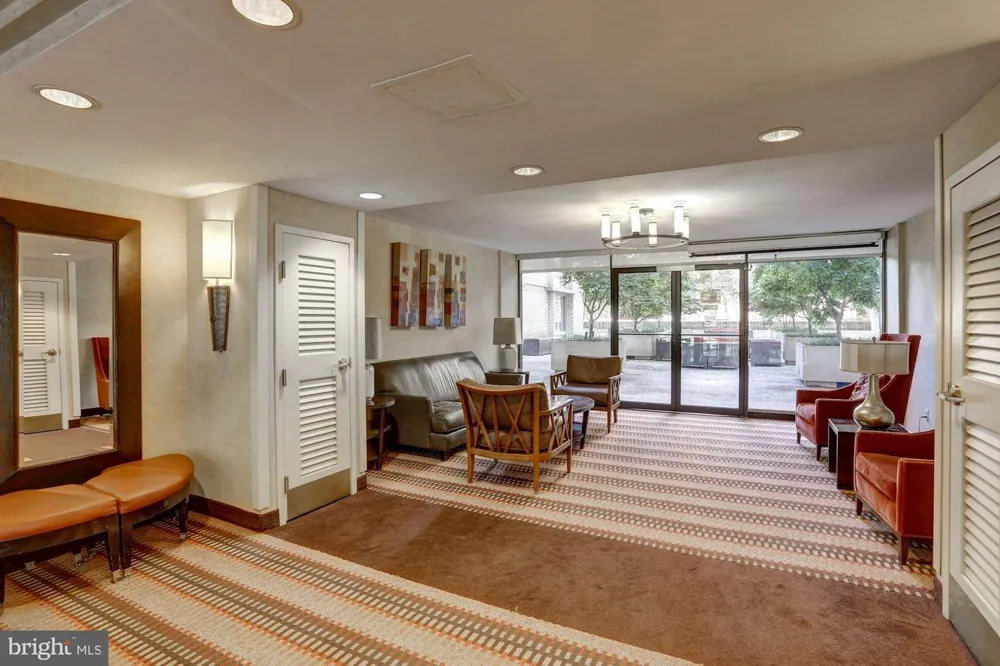 950 25TH NW #814N Washington, DC 20037