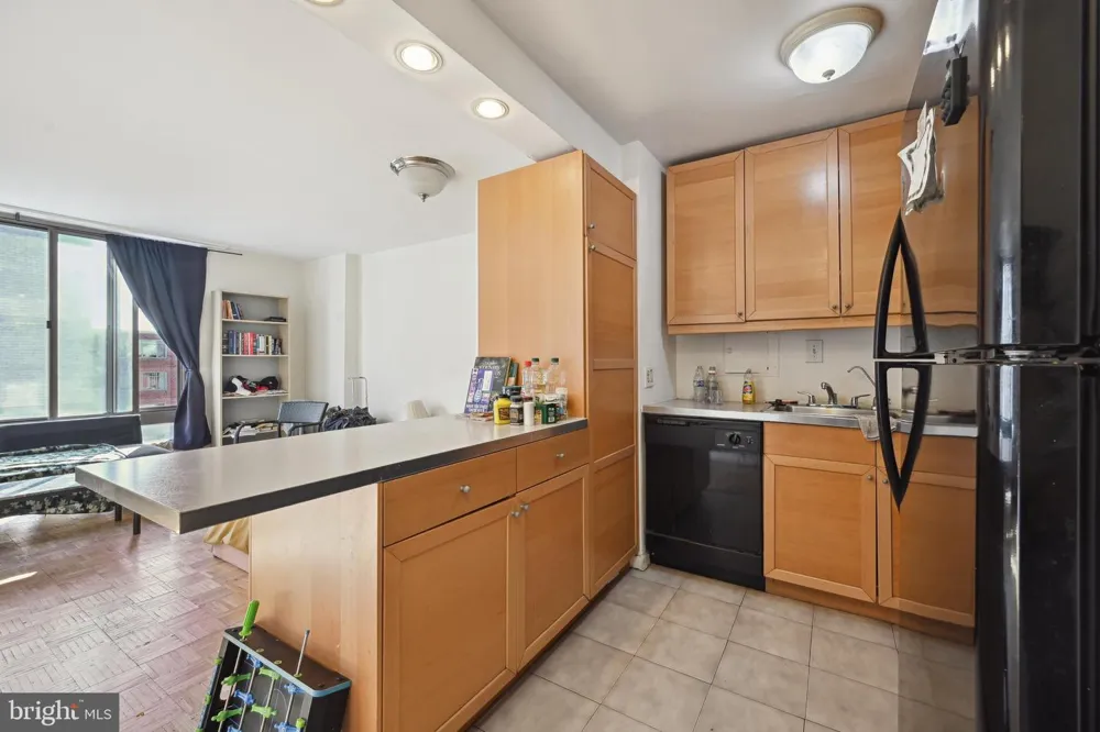 950 25TH NW #814N Washington, DC 20037
