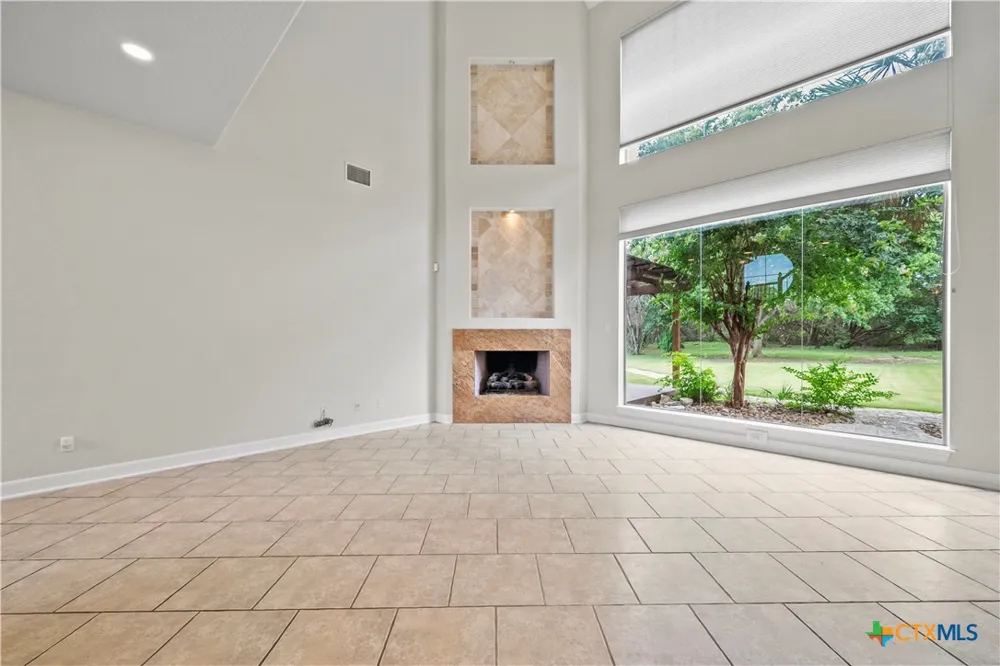 17 Horseshoe Court New Braunfels, TX 78132