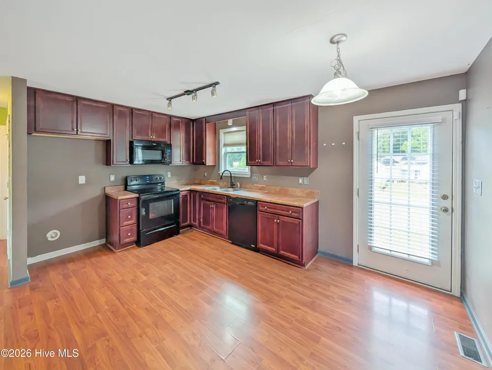 14 Patricia S Vann Court Dunn, NC 28334