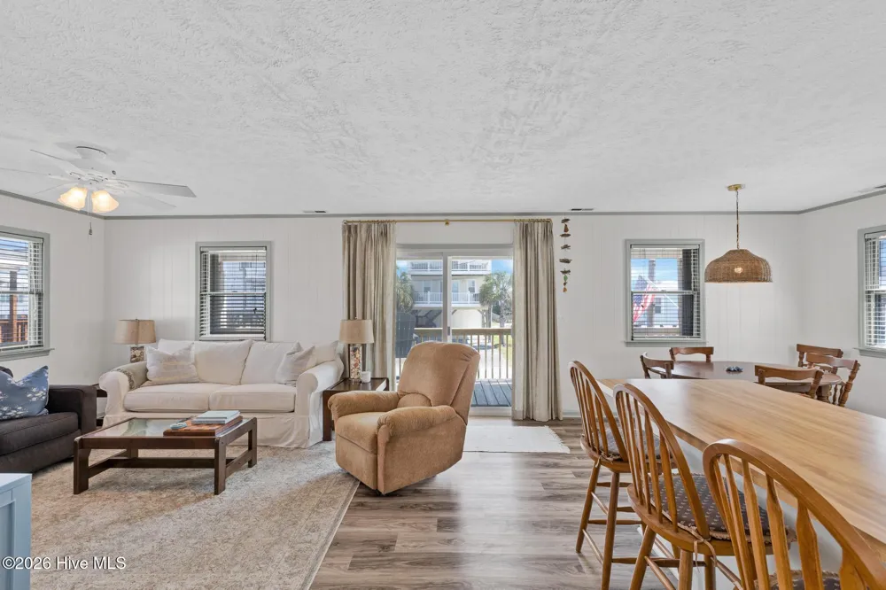 1303 Topsail Drive Surf City, NC 28445