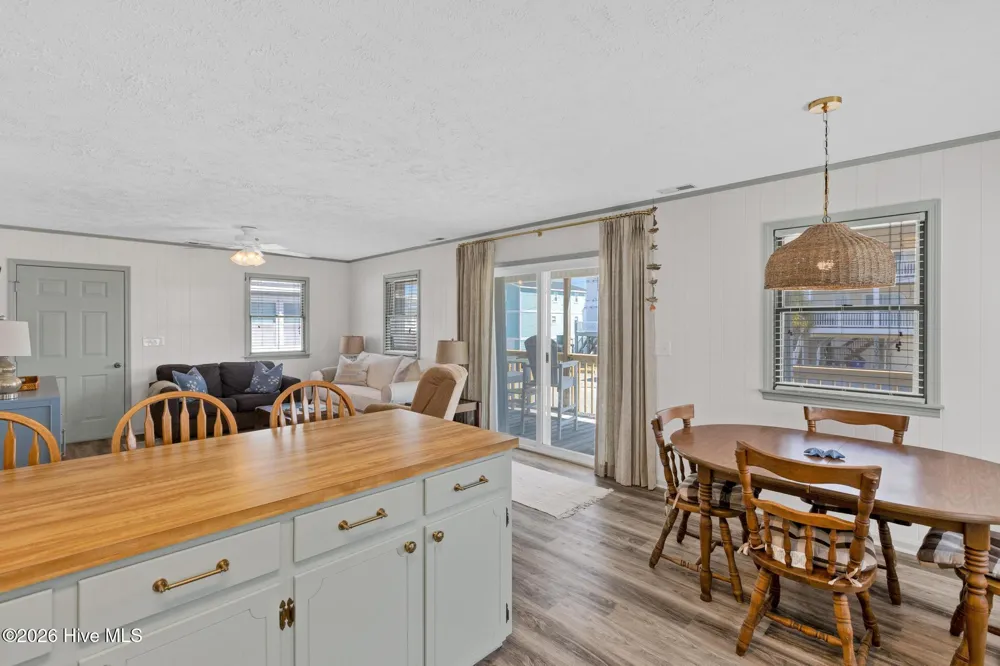 1303 Topsail Drive Surf City, NC 28445