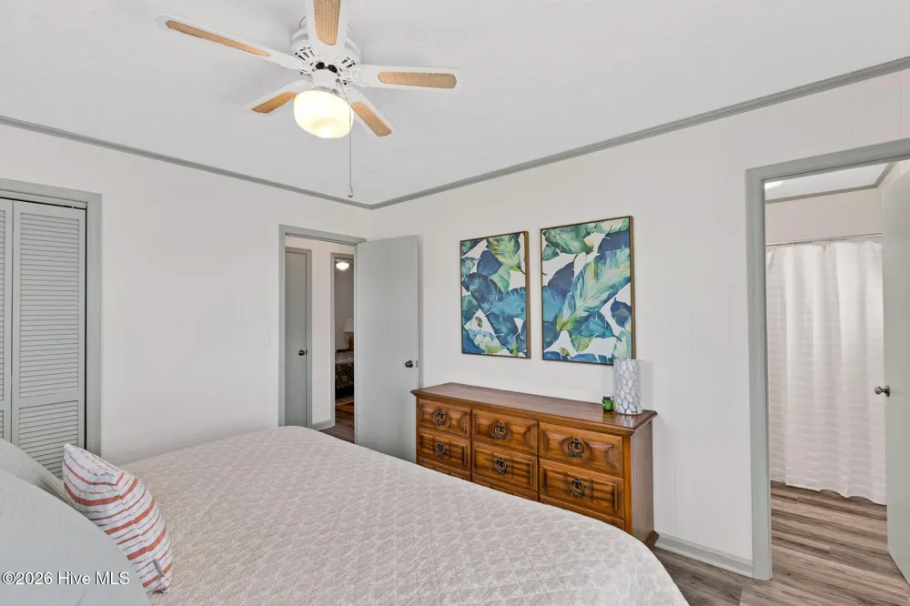 1303 Topsail Drive Surf City, NC 28445