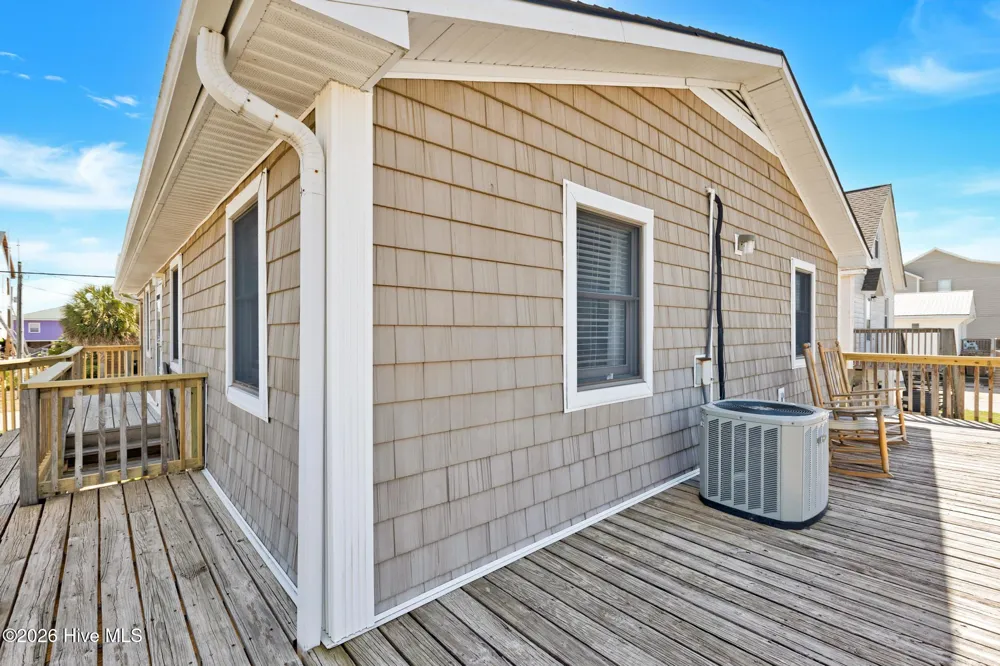 1303 Topsail Drive Surf City, NC 28445