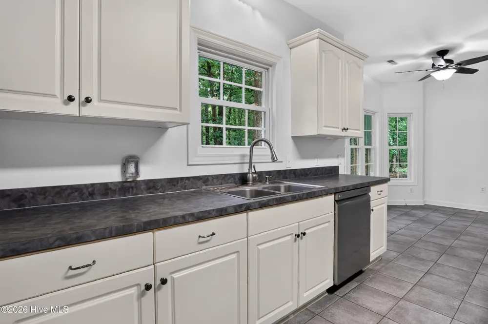 357 Seeview Lane Hertford, NC 27944