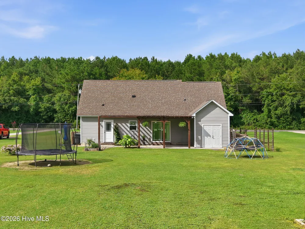 2746 Madison Hardee Road Ayden, NC 28513