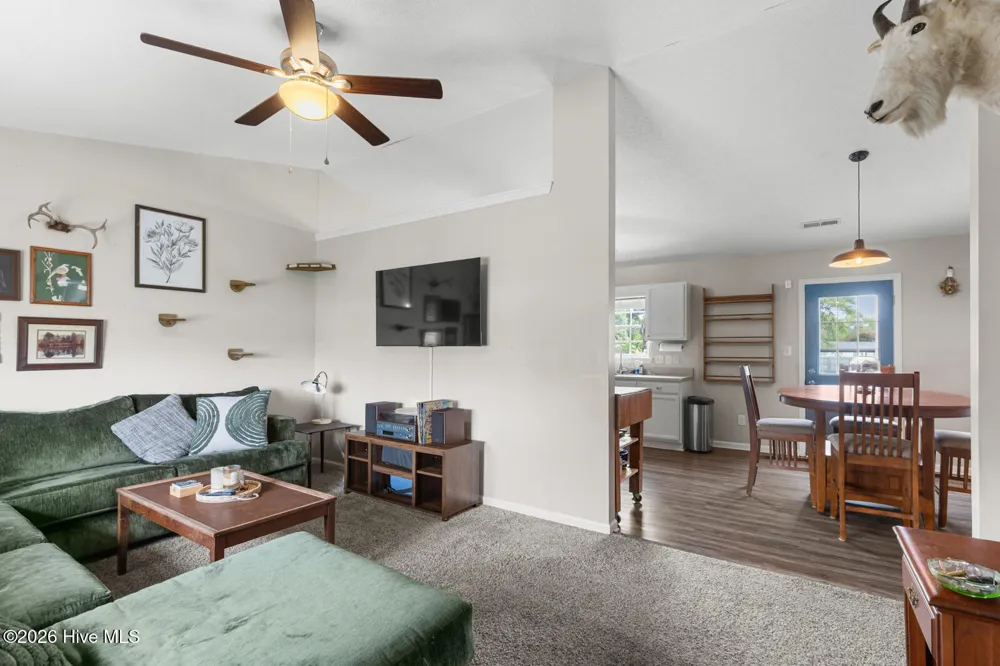 203 Wingspread Lane Beulaville, NC 28518