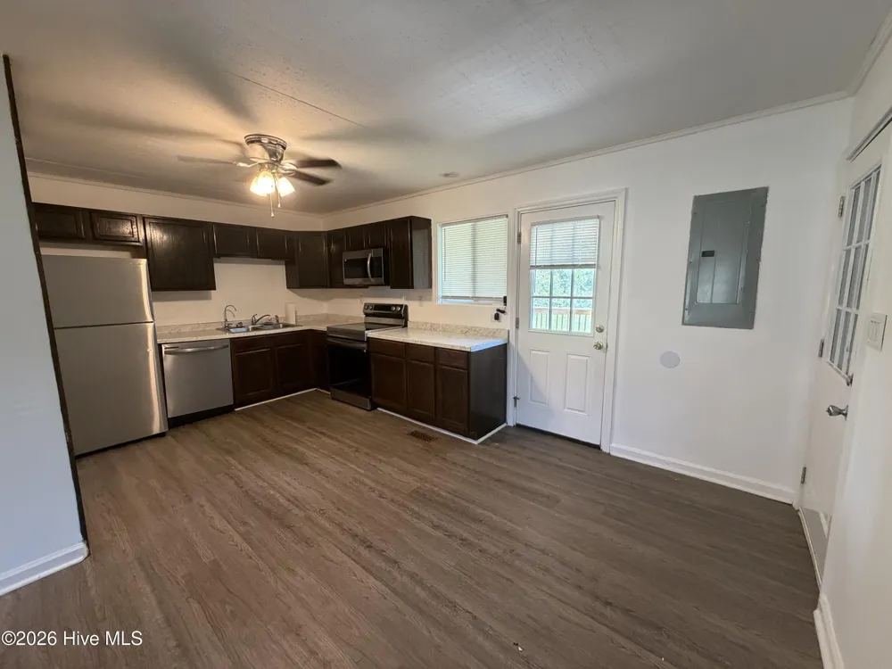 130 Freshwater Drive Hubert, NC 28539