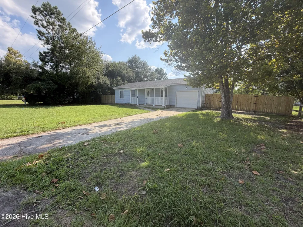 130 Freshwater Drive Hubert, NC 28539