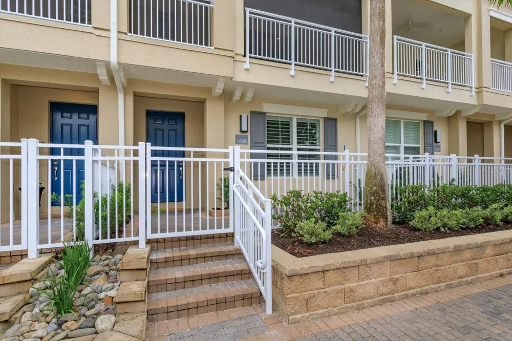 1495 LAKE GEORGE DRIVE Lake Mary, FL 32746